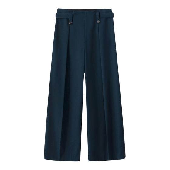 A Shujia 03/07 Gao Zhigan Asymmetric slanted buckle design waist-hugging suit set
A Shujia 03/07 Gao Zhigan Asymmetric slanted buckle design waist-hugging suit set