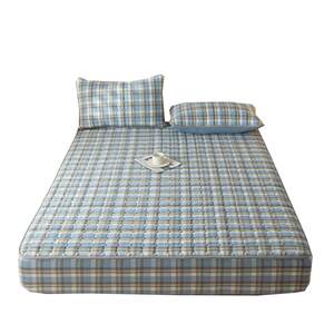 Class A wash cotton cotton wool bed cover single piece 2024 new all-inclusive Simmons mattress protection cover dustproof bed cover 
Class A wash cotton cotton wool bed cover single piece 2024 new all-inclusive Simmons mattress protection cover dustproof bed cover