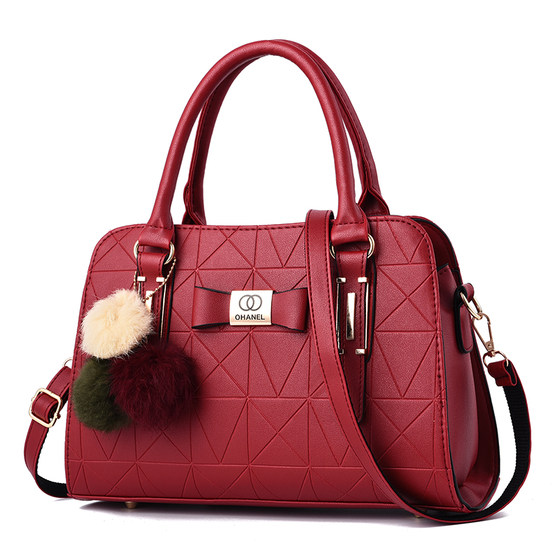 Spring and summer women's large bag 2025 new fashion red wedding bag versatile one-shoulder cross-body bridal bag handbag 
Spring and summer women's large bag 2025 new fashion red wedding bag versatile one-shoulder cross-body bridal bag handbag