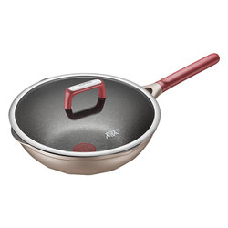 Supor has a titanium wok that is not afraid of shoveling and does not stick Supor has a titanium wok that is not afraid of shoveling and does not stick