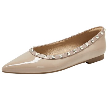 Conley French rivet pointed toe flat shoes 
Conley French rivet pointed toe flat shoes