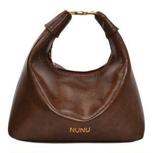 Women's 2025 new style trendy high-end retro shoulder bag for daily commuting, versatile crossbody bag for outdoor use 
Women's 2025 new style trendy high-end retro shoulder bag for daily commuting, versatile crossbody bag for outdoor use