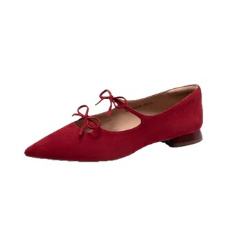 Qianbaidu sheepskin red bow Mary Zhen women's shoes 2025 spring and summer new flat wedding shoes single shoes small heel shoes Qianbaidu sheepskin red bow Mary Zhen women's shoes 2025 spring and summer new flat wedding shoes single shoes small heel shoes