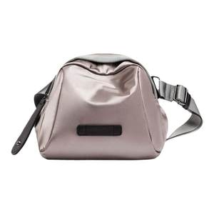 Nissanna 2024 new shoulder bag, fashionable and versatile crossbody bag, women's shell bag, commuter canvas women's bag 
Nissanna 2024 new shoulder bag, fashionable and versatile crossbody bag, women's shell bag, commuter canvas women's bag