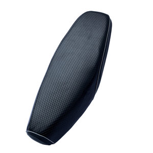 Curved beam seat cover thickened leather waterproof seat cover 110-A helps motorcycle mesh sun protection and heat insulation universal 
Curved beam seat cover thickened leather waterproof seat cover 110-A helps motorcycle mesh sun protection and heat insulation universal
