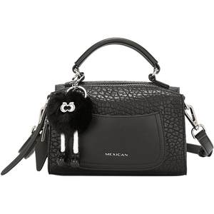 Scarecrow women's bag is popular this year, fashionable and versatile handbag, summer casual commuting large capacity crossbody bag 
Scarecrow women's bag is popular this year, fashionable and versatile handbag, summer casual commuting large capacity crossbody bag