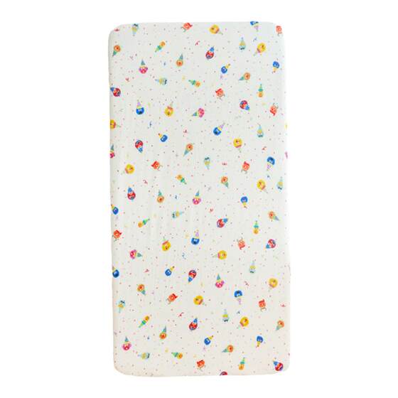 Baby pure cotton gauze bed cover newborn baby summer thin mattress cover kindergarten children's customized bed sheets Class A 
Baby pure cotton gauze bed cover newborn baby summer thin mattress cover kindergarten children's customized bed sheets Class A