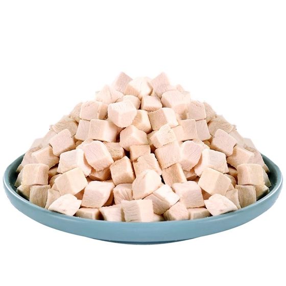 Freeze-dried chicken pellets dog snacks chicken breast pieces staple food cats and dogs universal nutrition and fattening supplementary food pet snacks Freeze-dried chicken pellets dog snacks chicken breast pieces staple food cats and dogs universal nutrition and fattening supplementary food pet snacks