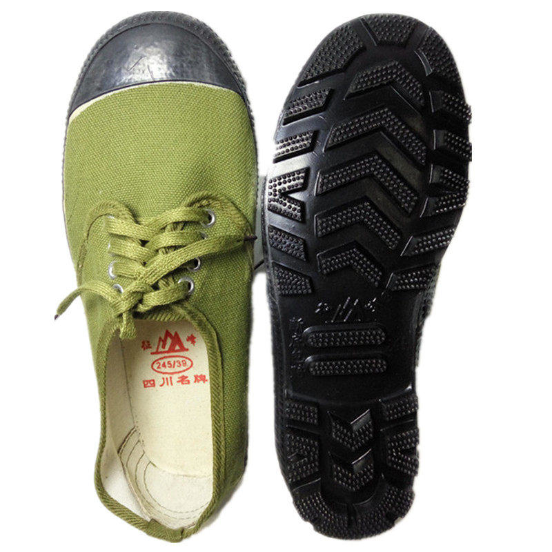 Zhengfeng Low-Top Canvas Shoes Military Green