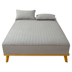 Crown soy fiber cotton wool cover/three-piece set of antibacterial type A Simmons mattress protection cover dust cover 
Crown soy fiber cotton wool cover/three-piece set of antibacterial type A Simmons mattress protection cover dust cover