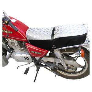 HJ125 Haojue Suzuki Prince GN125 Men's Motorcycle Seat Cover Sunscreen and Heat-Insulated and Waterproof Leather Cushion Cover 
HJ125 Haojue Suzuki Prince GN125 Men's Motorcycle Seat Cover Sunscreen and Heat-Insulated and Waterproof Leather Cushion Cover