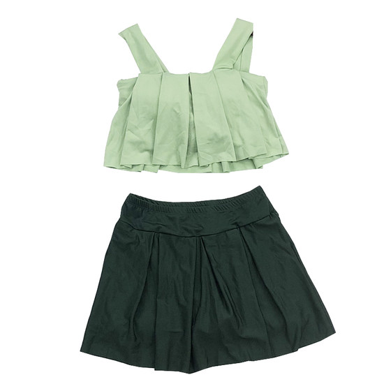 Korean girl swimsuit women's two -piece skirt -style flat -angle trousers are thin small breasts conservative suspenders cute swimsuit
Korean girl swimsuit women's two -piece skirt -style flat -angle trousers are thin small breasts conservative suspenders cute swimsuit