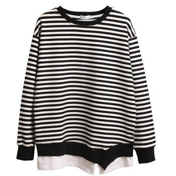 Classic striped loose cotton sweater round neck sports and leisure
 Classic striped loose cotton sweater round neck sports and leisure