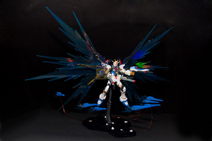 万代正品 模型 1/144 rg 14 strike freedom 强袭自由