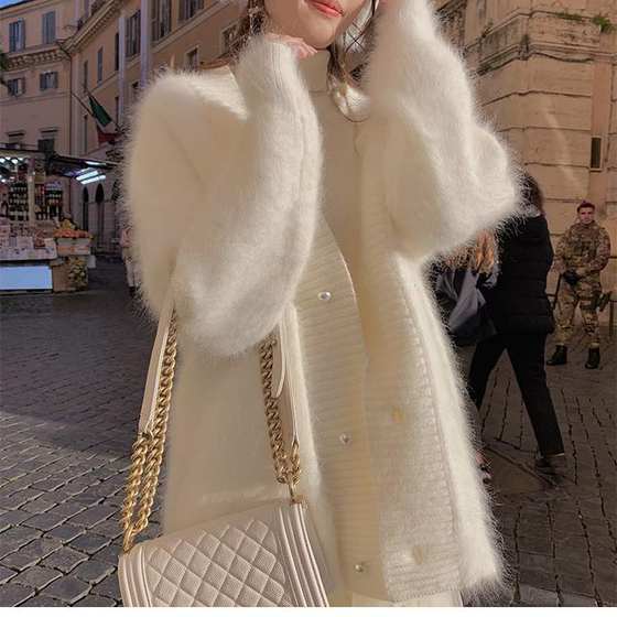 New autumn and winter mink vest knitted cardigan wearing super Xiansen V-neck sweater jacket for women's loose tops lazy New autumn and winter mink vest knitted cardigan wearing super Xiansen V-neck sweater jacket for women's loose tops lazy