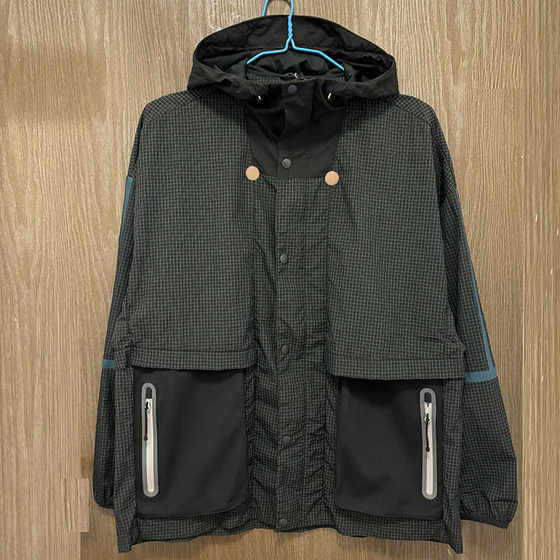 Anta authentic spring and summer casual trendy men's sports and casual hooded jacket youth sports jacket 152327617
Anta authentic spring and summer casual trendy men's sports and casual hooded jacket youth sports jacket 152327617