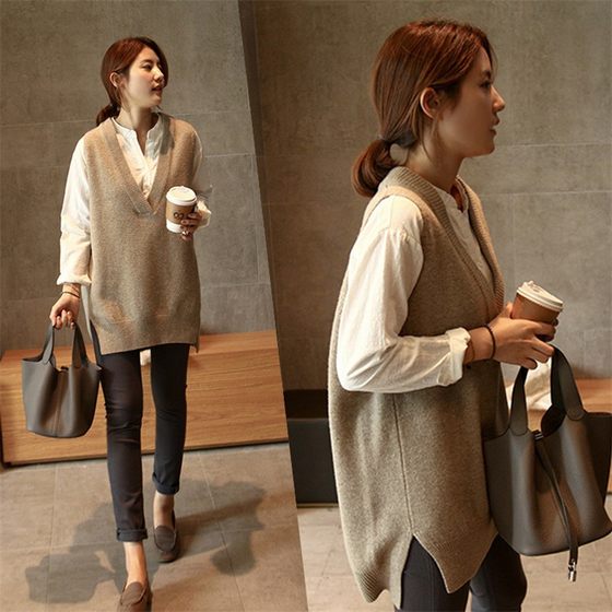 Korean V-neck mid-length vest shirt two-piece set for women loose knitted vests college style autumn and winter shoulders
Korean V-neck mid-length vest shirt two-piece set for women loose knitted vests college style autumn and winter shoulders