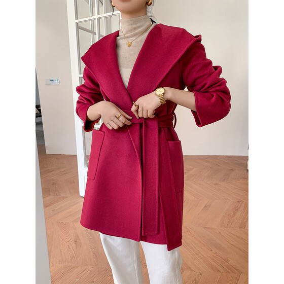 Official website genuine double-sided cashmere coat for women mid-length 2025 autumn and winter new style hooded loose small sheep
Official website genuine double-sided cashmere coat for women mid-length 2025 autumn and winter new style hooded loose small sheep