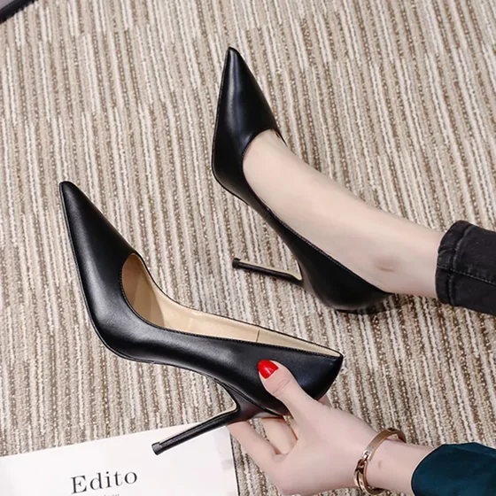 Black high heels professional work shoes temperament, thin heels, comfortable soft leather shoes for women
Black high heels professional work shoes temperament, thin heels, comfortable soft leather shoes for women