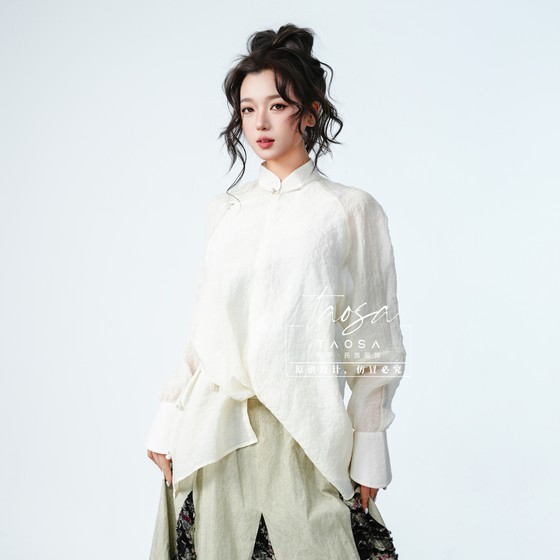 Some spot pottery sa spring and summer versatile loose shirt top ethnic clothing versatile slightly transparent sun protection lazy Mongolian
Some spot pottery sa spring and summer versatile loose shirt top ethnic clothing versatile slightly transparent sun protection lazy Mongolian