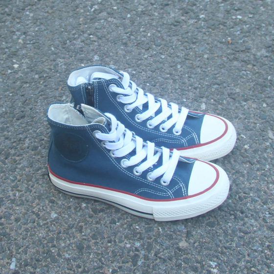Free shipping for 2 pairs over 9.21 defective women's high-top lace-up inner zipper casual canvas women's shoes
Free shipping for 2 pairs over 9.21 defective women's high-top lace-up inner zipper casual canvas women's shoes