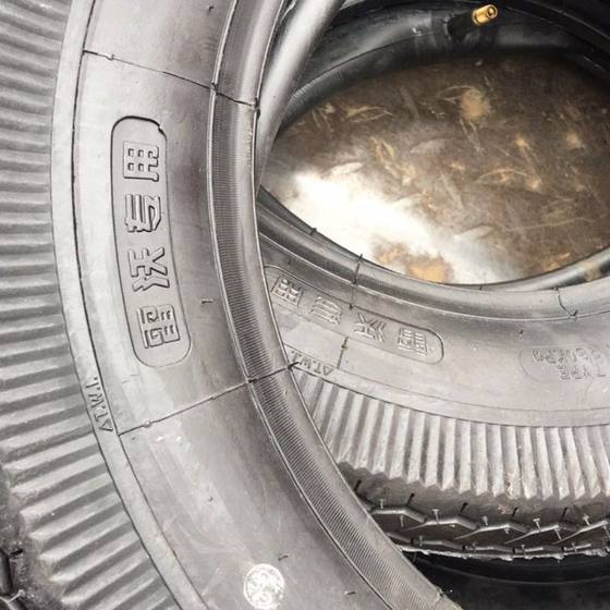 Lovol special tricycle 3.75/3.50/3.00-12 outer tire 4.50/5.00/4.00-12 inner and outer tire 
Lovol special tricycle 3.75/3.50/3.00-12 outer tire 4.50/5.00/4.00-12 inner and outer tire