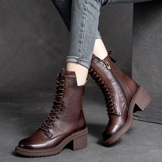 Martin boots genuine leather cowhide women's thick heels fashion boots 2025 spring and summer new short boots lace-up boots hollow
Martin boots genuine leather cowhide women's thick heels fashion boots 2025 spring and summer new short boots lace-up boots hollow
