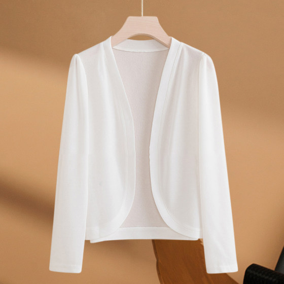 Shawl sunscreen clothes for women in summer 2025 new shawl women's outer matching skirt chiffon tulle large size thin jacket
Shawl sunscreen clothes for women in summer 2025 new shawl women's outer matching skirt chiffon tulle large size thin jacket