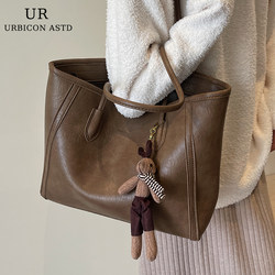 Large-Capacity Bag for Women 2025 New Fashion Light Luxury Niche Shoulder Bag High-End Autumn and Winter Commuter Tote Bag Large-Capacity Bag for Women 2025 New Fashion Light Luxury Niche Shoulder Bag High-End Autumn and Winter Commuter Tote Bag