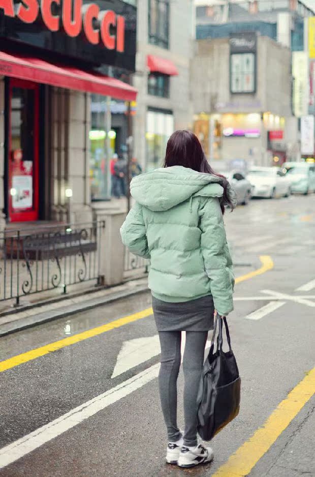 Женский пуховик ZARA Женский пуховик ZARA