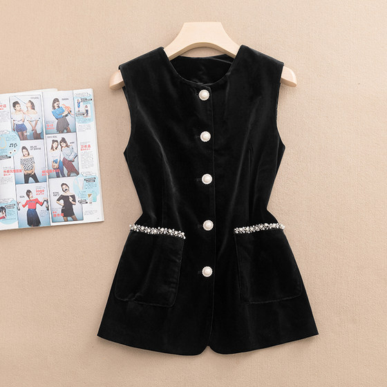 Retro temperament and high-end golden velvet vest vest for women in spring and autumn new beaded sleeveless top horse clip 2025
Retro temperament and high-end golden velvet vest vest for women in spring and autumn new beaded sleeveless top horse clip 2025