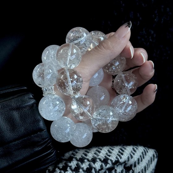 Natural white Asai tea crystal bracelet women's single-ring bracelet Brazilian white crystal jewelry gift for girlfriend
Natural white Asai tea crystal bracelet women's single-ring bracelet Brazilian white crystal jewelry gift for girlfriend