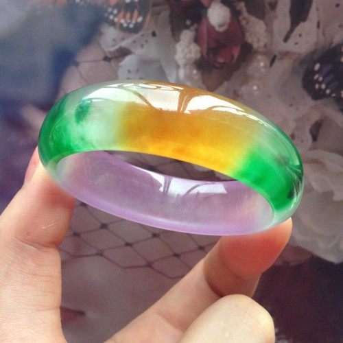 Myanmar Jade Colorful Jade Bracelet Spring Colored Bracelet Full of Sun Green Floating Flowers Violet Three-Color Jade Bracelet Women's Style
Myanmar Jade Colorful Jade Bracelet Spring Colored Bracelet Full of Sun Green Floating Flowers Violet Three-Color Jade Bracelet Women's Style