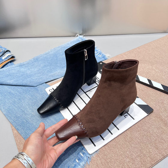2025 autumn and winter new square toe rear zipper Martin boots for women retro thick medium heel fashion short boots thin boots for women
2025 autumn and winter new square toe rear zipper Martin boots for women retro thick medium heel fashion short boots thin boots for women