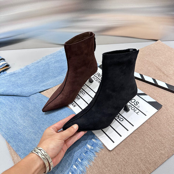 2025 autumn and winter new suede boots fashion boots fashionable versatile pointy low-heeled Martin boots commuting women's boots
2025 autumn and winter new suede boots fashion boots fashionable versatile pointy low-heeled Martin boots commuting women's boots
