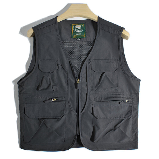 Mountain outdoor multi-pocket workable fishing vest port wind power waterproof mountaineering hiking Japanese camping vest men
Mountain outdoor multi-pocket workable fishing vest port wind power waterproof mountaineering hiking Japanese camping vest men
