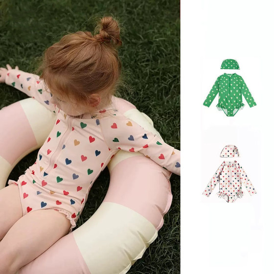 Girls floral one-piece swimsuit in summer new baby temperament classic quick-drying long-sleeved swimsuit sun protection swimsuit trend
Girls floral one-piece swimsuit in summer new baby temperament classic quick-drying long-sleeved swimsuit sun protection swimsuit trend