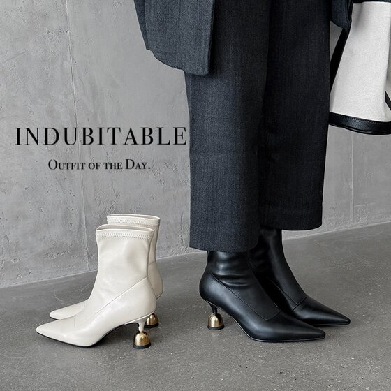 7cm high heel pointed toe short boots for women 2025 new autumn and winter thin heel thin boots versatile and fashionable white fashion boots
7cm high heel pointed toe short boots for women 2025 new autumn and winter thin heel thin boots versatile and fashionable white fashion boots