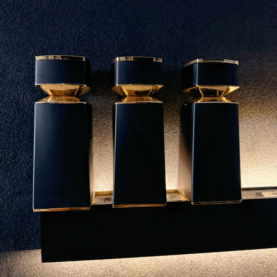 Baojia Perfume Sample Jewelry Family Red Ying Gem Navy Gem Eagle Eye Stone Red Jasper Gem Robinia
Baojia Perfume Sample Jewelry Family Red Ying Gem Navy Gem Eagle Eye Stone Red Jasper Gem Robinia