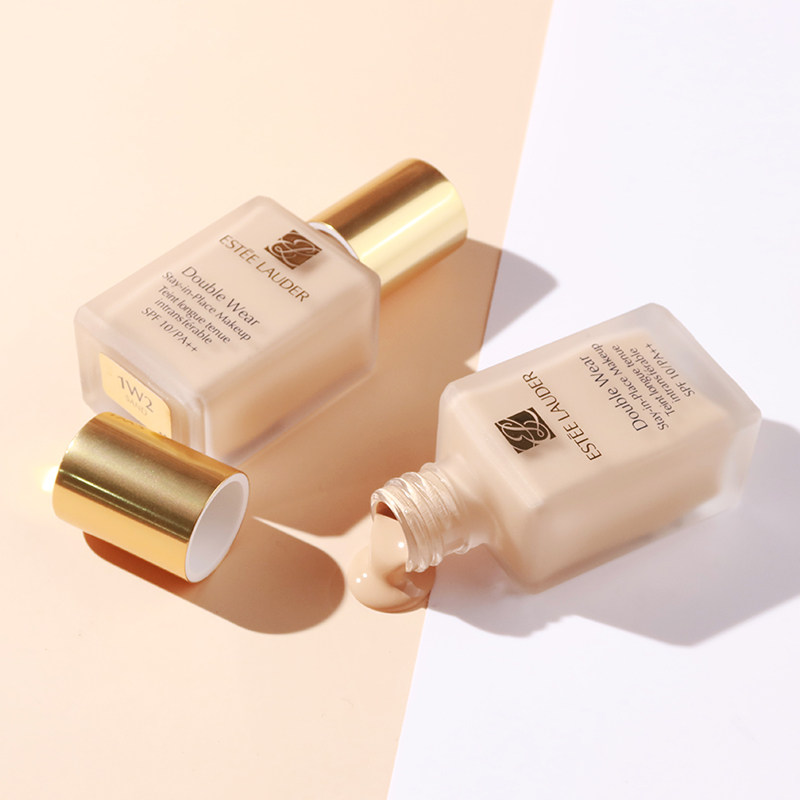 Estee Lauder Double Wear Stay-in-Place Makeup Foundation - 0N1