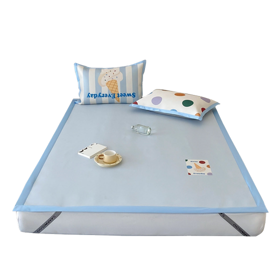 Roland Home Textile Class A Antibacterial Digital Printed Ice Silk Seat Cartoon Children's Air Conditioning Soft Seat Three-Piece Set of Bedding Products
Roland Home Textile Class A Antibacterial Digital Printed Ice Silk Seat Cartoon Children's Air Conditioning Soft Seat Three-Piece Set of Bedding Products