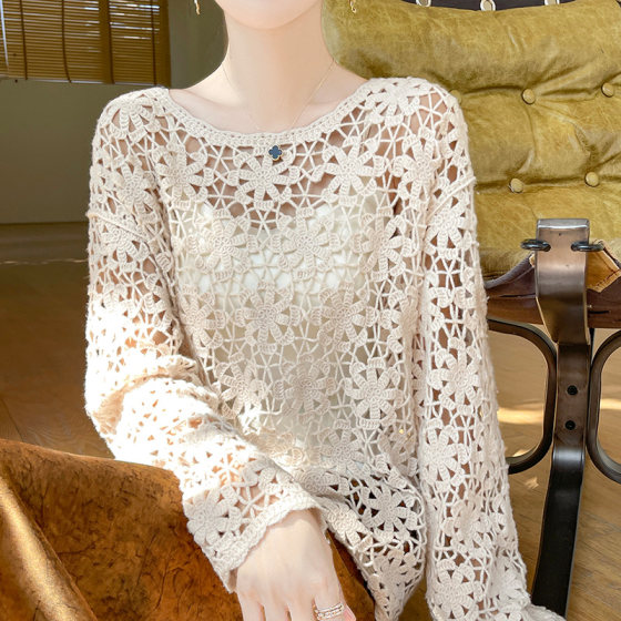Heavy industry hollow hook flower 100% pure cardigan sweater for women in autumn and winter slightly transparent loose lazy cashmere sweater knitted base
Heavy industry hollow hook flower 100% pure cardigan sweater for women in autumn and winter slightly transparent loose lazy cashmere sweater knitted base