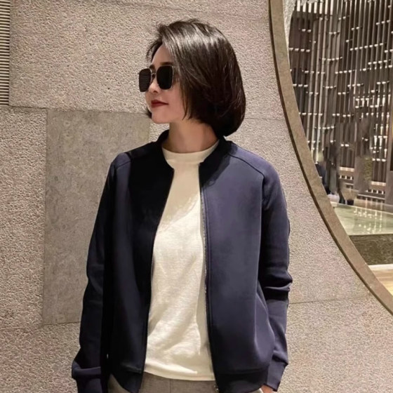 Spring and Autumn Cardigan Short Jacket Sweater Stand Collar Zipper Shirt Women's Niche Autumn and Winter Style Loose Slim Fashion Cotton Baseball Suit
Spring and Autumn Cardigan Short Jacket Sweater Stand Collar Zipper Shirt Women's Niche Autumn and Winter Style Loose Slim Fashion Cotton Baseball Suit