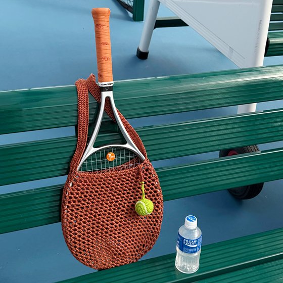 Tennis racket bag handmade crochet DIY tennis bag multi-functional tennis racket cover single shoulder can be worn cross-body tennis bag
Tennis racket bag handmade crochet DIY tennis bag multi-functional tennis racket cover single shoulder can be worn cross-body tennis bag