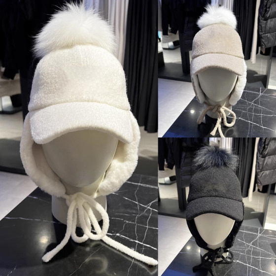 2025 New Golf Hat Women's Autumn and Winter Cold-resistant Ear Protection Warm Top Hat Fashion Logo Sports and Leisure Hat 
2025 New Golf Hat Women's Autumn and Winter Cold-resistant Ear Protection Warm Top Hat Fashion Logo Sports and Leisure Hat