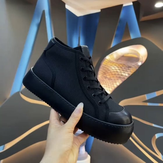 DN9681 European goods men's autumn thick sole round head lace fashionable versatile comfortable and breathable high-top leather bag bottom Martin boots
DN9681 European goods men's autumn thick sole round head lace fashionable versatile comfortable and breathable high-top leather bag bottom Martin boots
