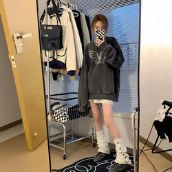 American retro round neck Long sleeves Sweatshirt women's 2025 Fall and winter New arrival washed old Loose small Trendy Tops American retro round neck Long sleeves Sweatshirt women's 2025 Fall and winter New arrival washed old Loose small Trendy Tops
