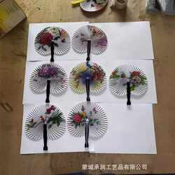 New direct selling flower and bird fan, scenic fan, heart-shaped fan, paper fan, advertising fan, folding fan, European and American wedding fan New direct selling flower and bird fan, scenic fan, heart-shaped fan, paper fan, advertising fan, folding fan, European and American wedding fan