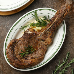 American-Style High-Temperature Resistant Steak Plate, Heatable Ceramic Plate for Grilling Steak, Green Line Tomahawk Steak Hot Plate Base American-Style High-Temperature Resistant Steak Plate, Heatable Ceramic Plate for Grilling Steak, Green Line Tomahawk Steak Hot Plate Base