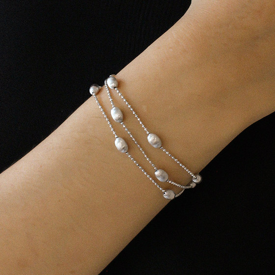 iKiCo flash-brushed bean bean necklace stacked with fashionable Italian cleanfit high-end bracelet new S925 silver
iKiCo flash-brushed bean bean necklace stacked with fashionable Italian cleanfit high-end bracelet new S925 silver